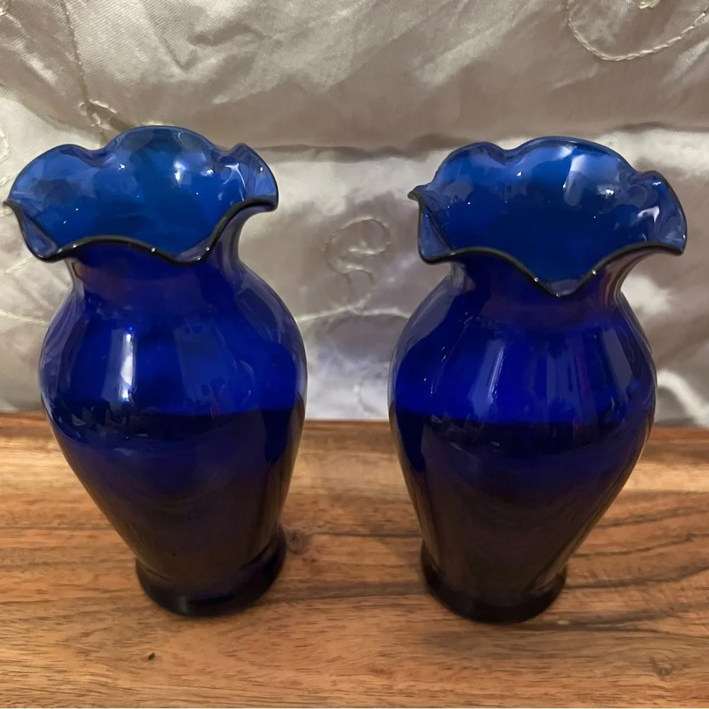 Vintage cobalt blue glass vintage 1970